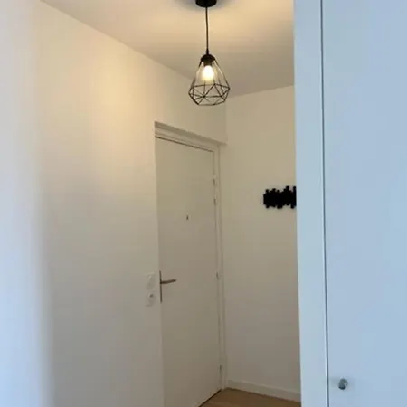 Daire Moderne A Proximite De Paris,